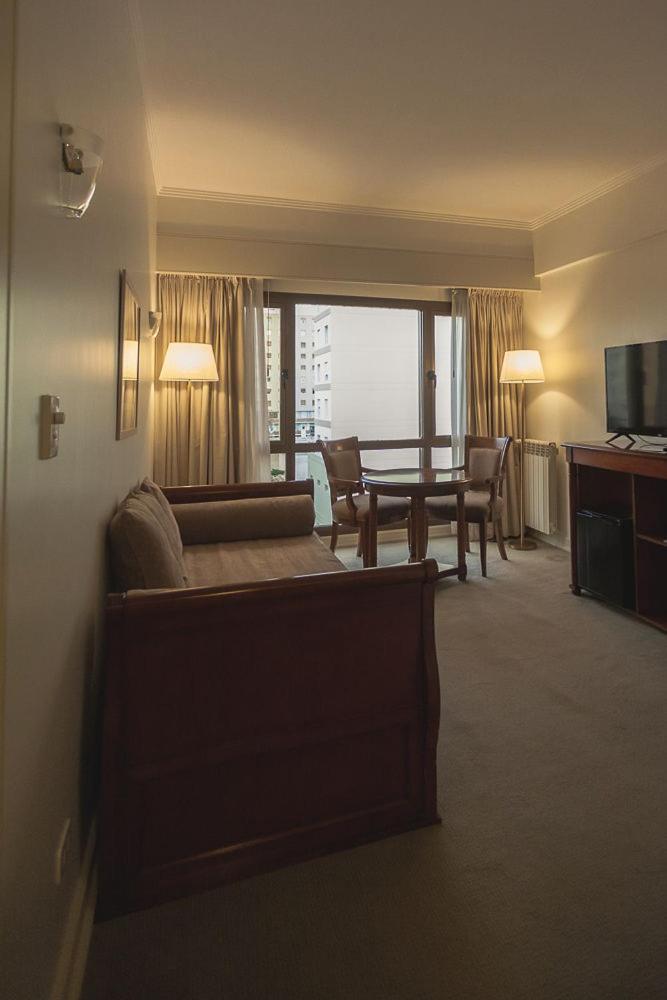 Austral Plaza Hotel Comodoro Rivadavia Pokoj fotografie