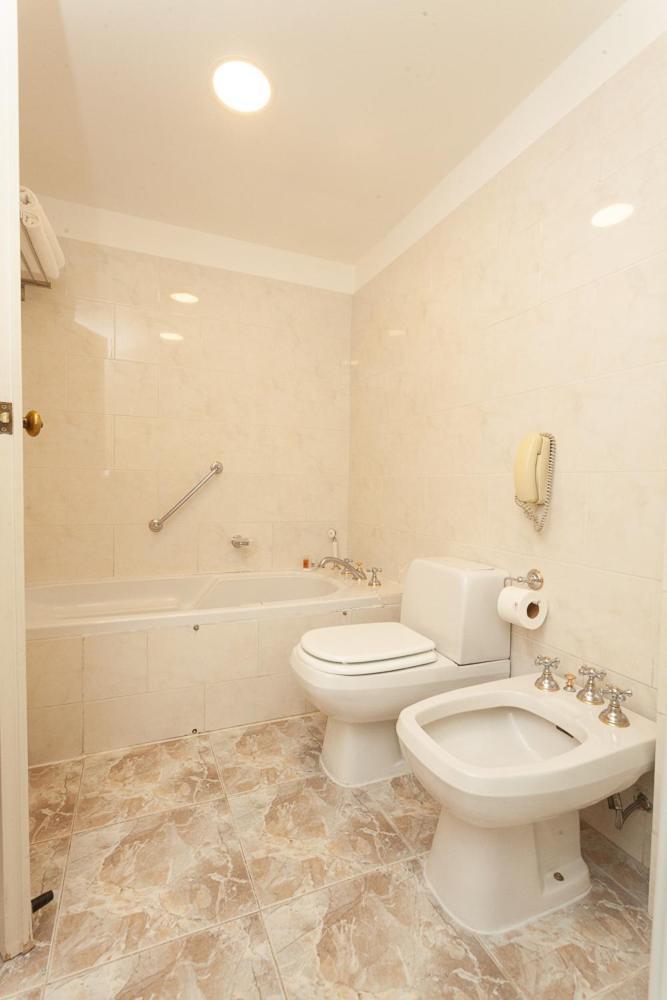 Austral Plaza Hotel Comodoro Rivadavia Pokoj fotografie